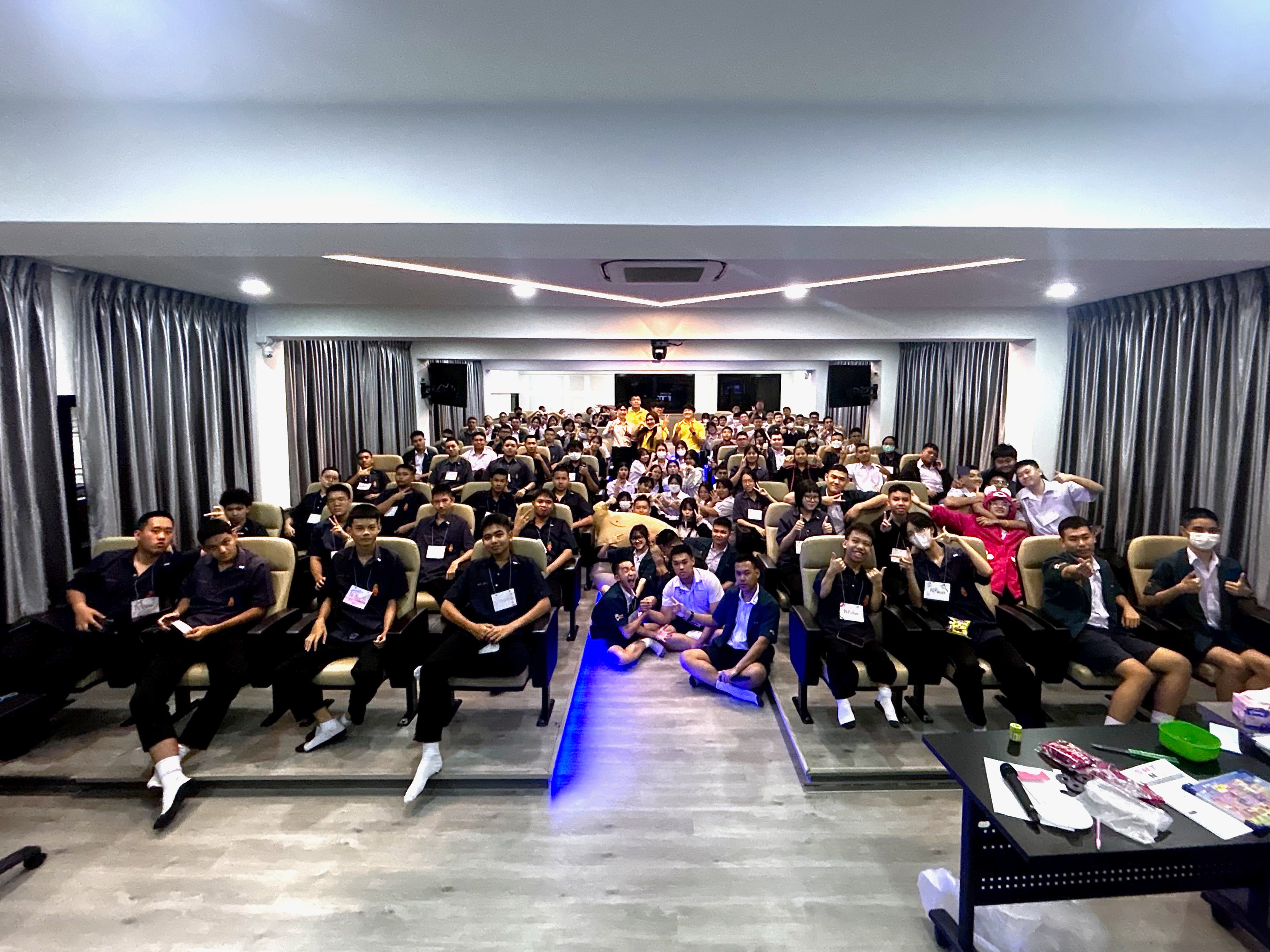 สานสัมพันธ์น้องพี่ SMT